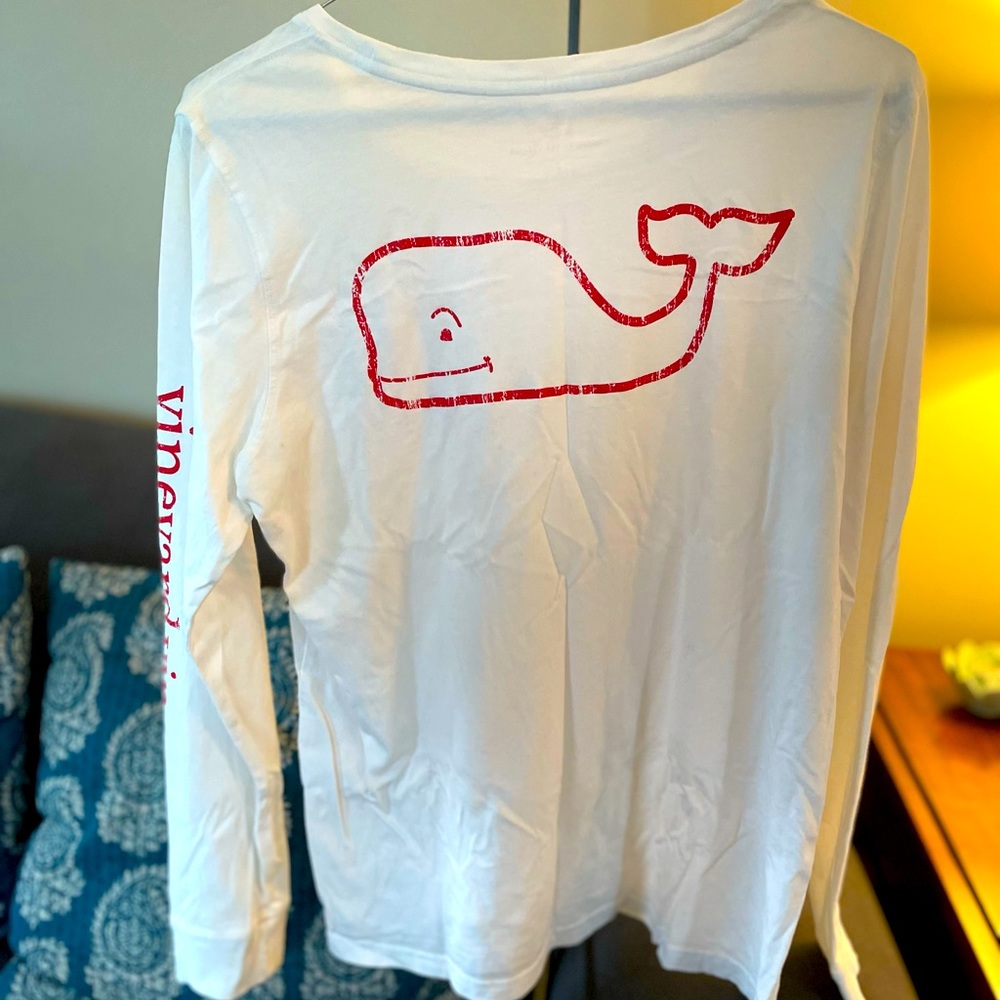 Vineyard Vines long sleeved tee. Maybe worn 1x